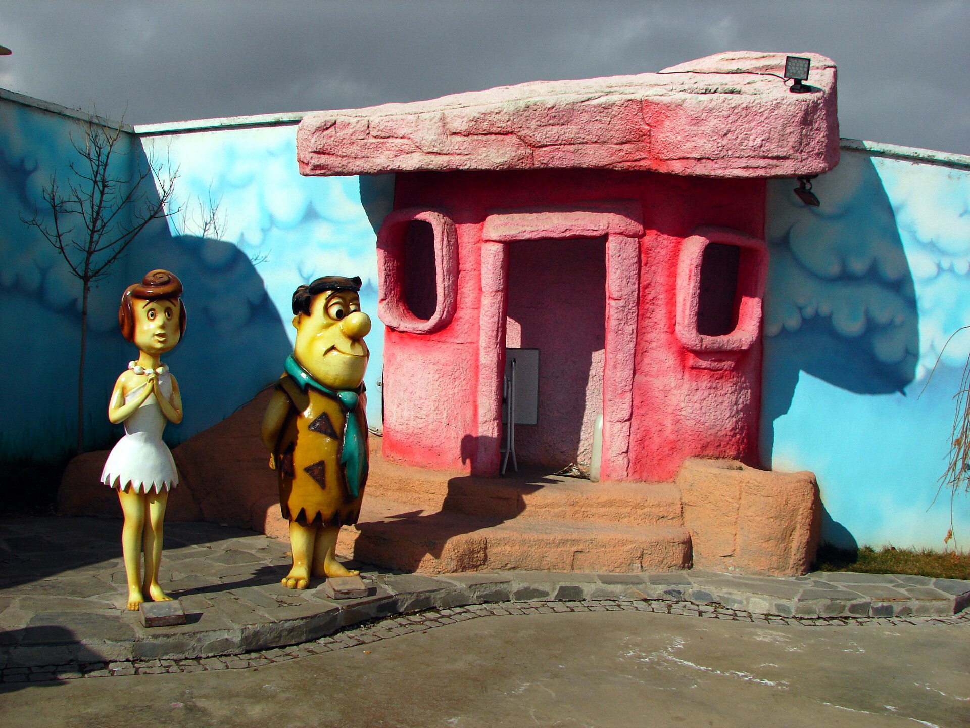 Imagem de referência de Fred Flintstone, descrito nos dados abertos como personagem principal do seriado animado Os Flintstones