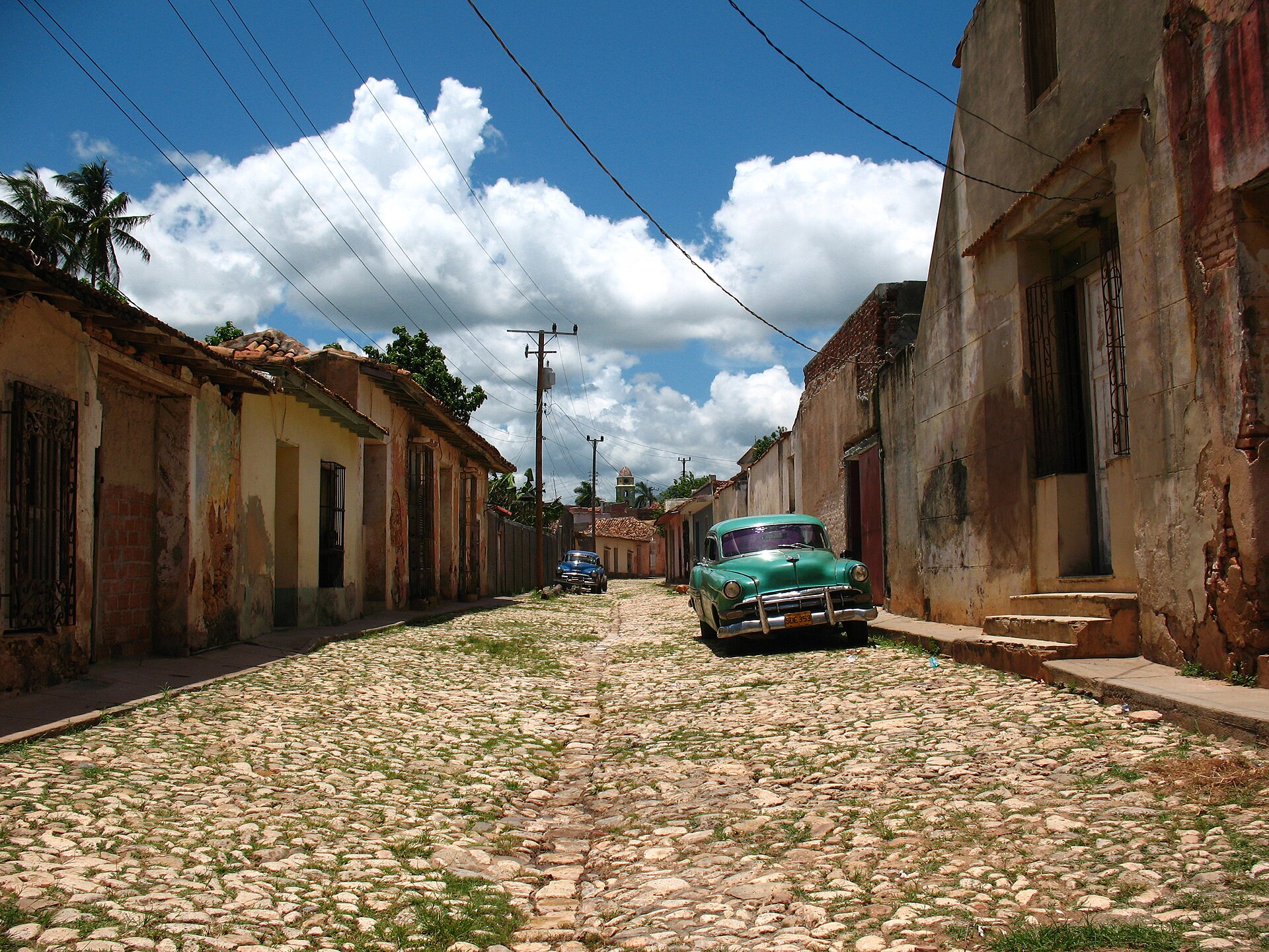 Imagem de referência de automóvel, descrito nos dados abertos como veículo motorizado utilizado para o transporte de passageiros