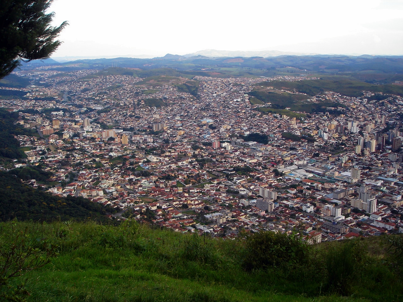 Imagem de referência de Poços de Caldas, descrito nos dados abertos como município brasileiro do estado de Minas Gerais