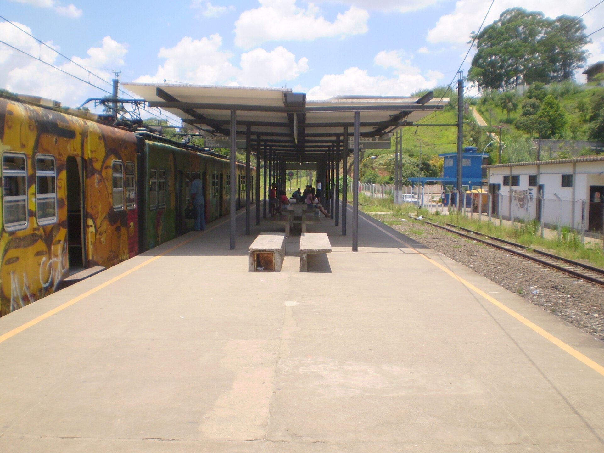 Imagem de referência de Estação Amador Bueno, descrito nos dados abertos como estação ferroviária na Região Metropolitana de São Paulo, Brasil