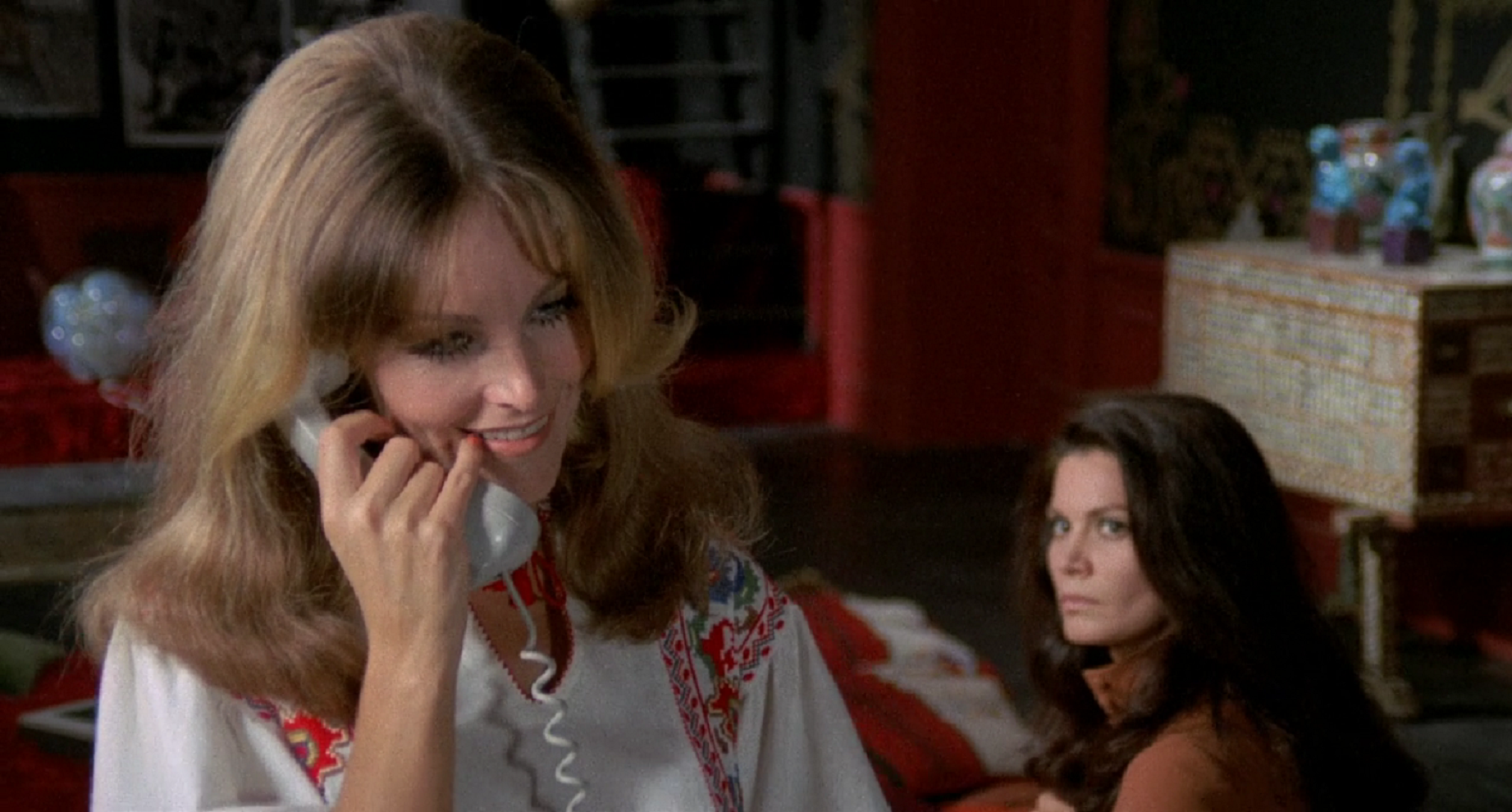 Imagem de referência de Una Lucertola con la Pelle di Donna, descrito nos dados abertos como filme de 1971 dirigido por Lucio Fulci