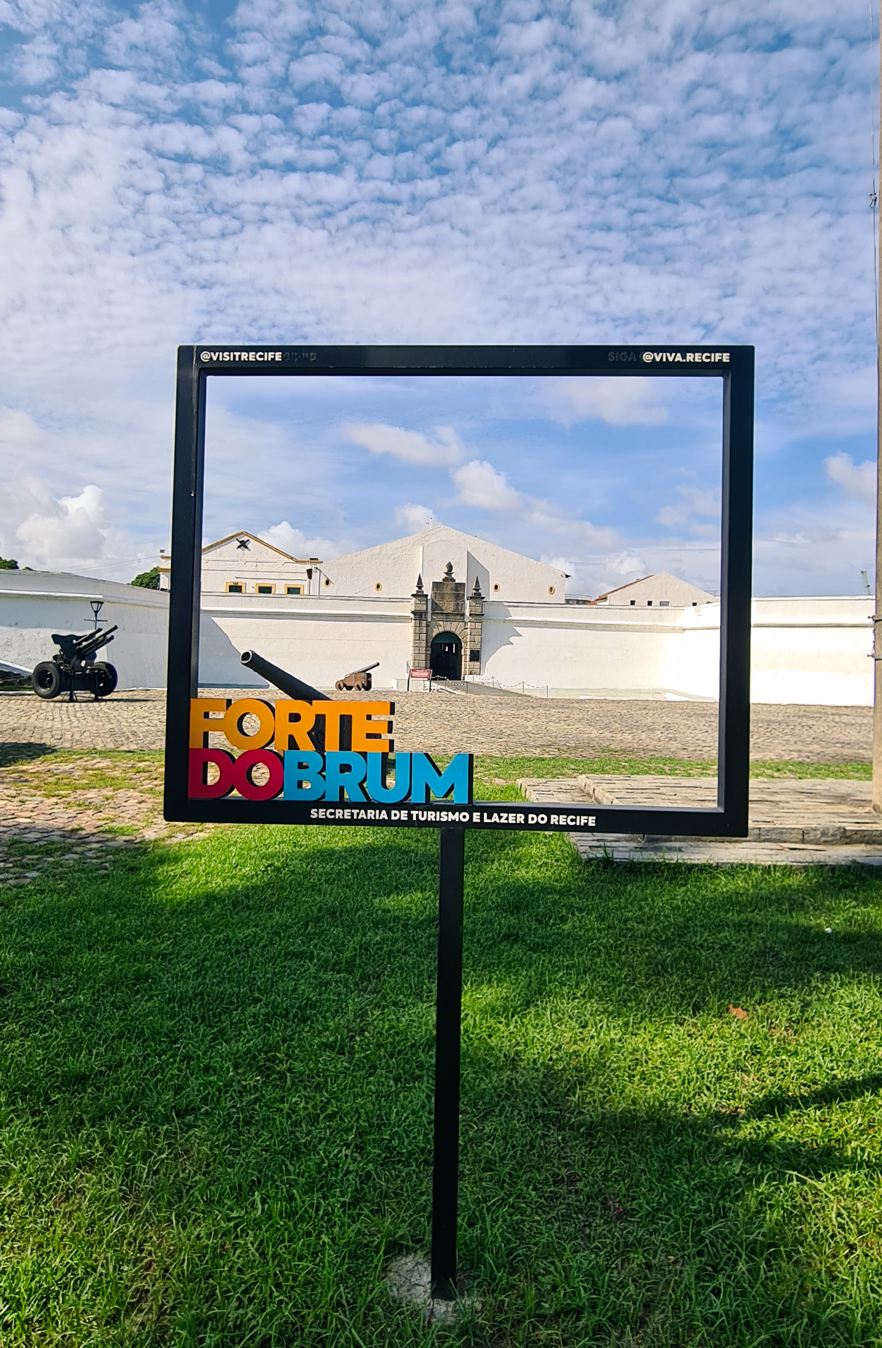 Imagem de referência de Forte de São João Batista do Brum, descrito nos dados abertos como patrimônio localizado no Brasil