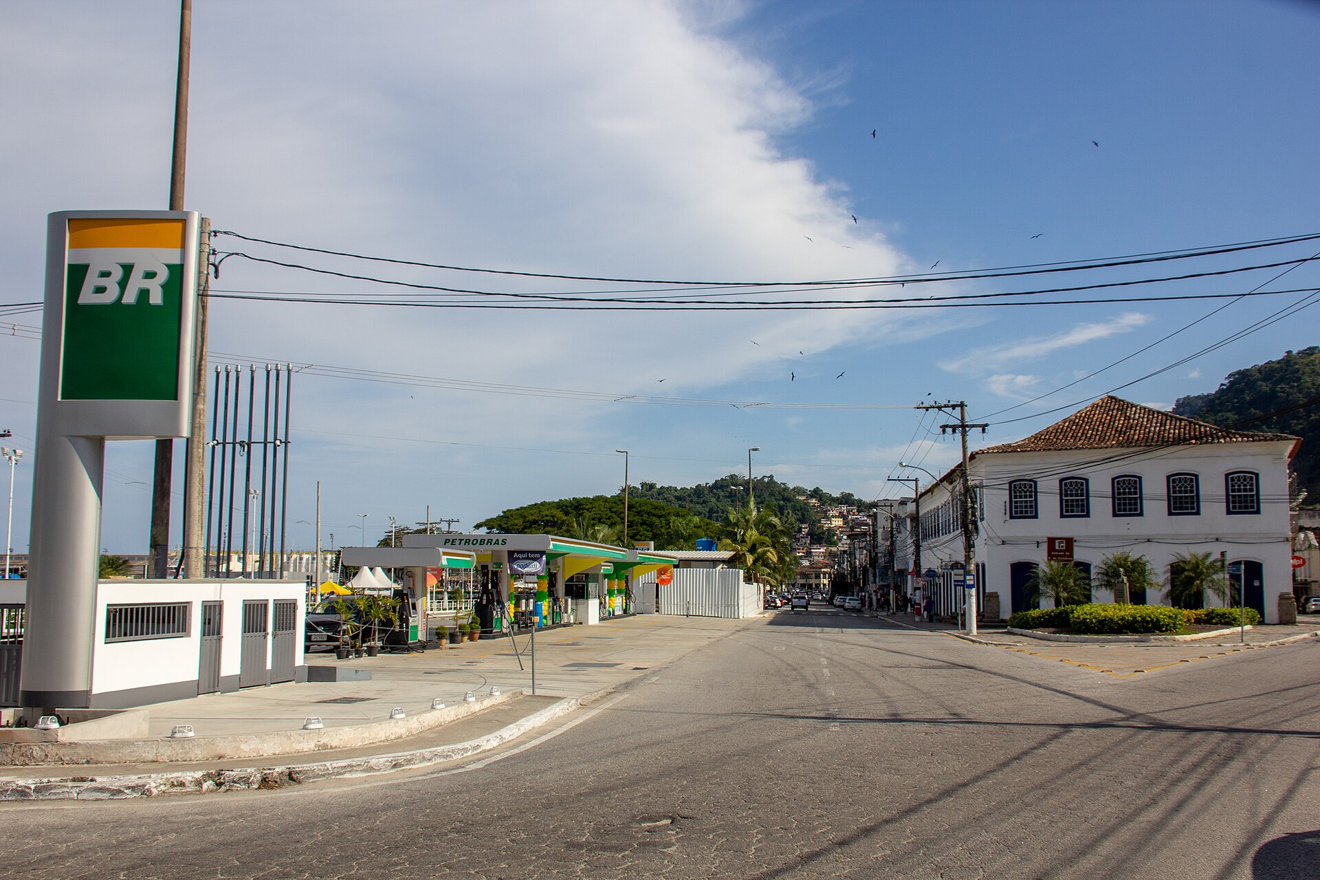 Imagem de referência de Angra dos Reis, descrito nos dados abertos como município no estado do Rio de Janeiro, Brasil