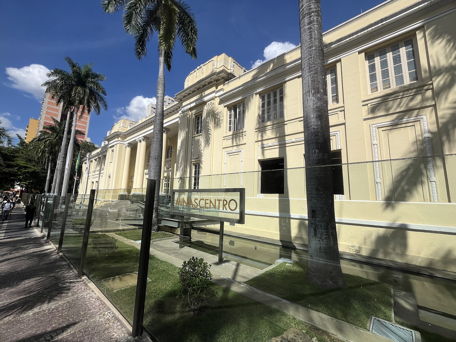 Imagem de referência de Minascentro, descrito nos dados abertos como centro de convenções no município brasileiro de Belo Horizonte