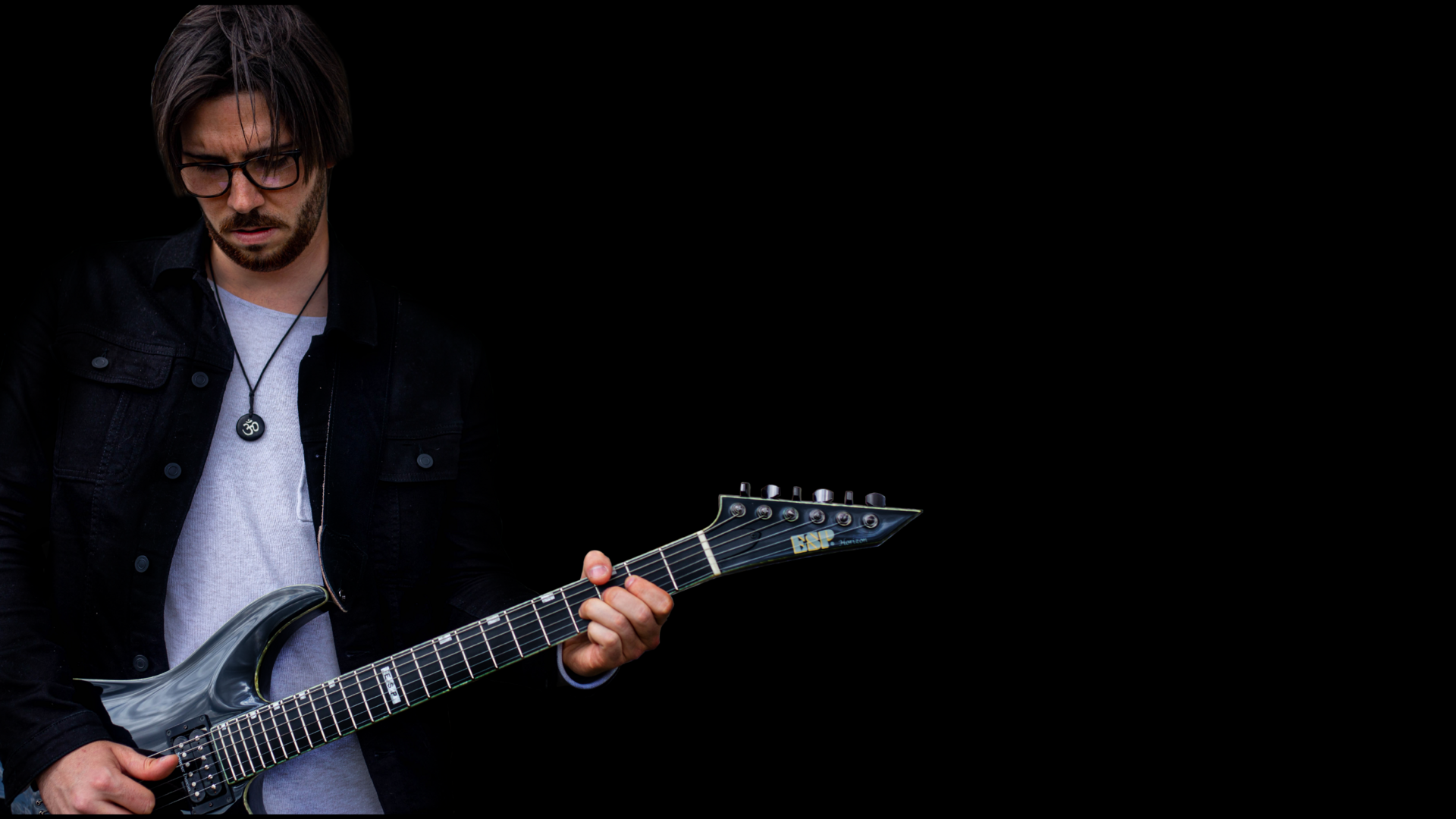 Imagem de referência de Tanguy Kerleroux, descrito nos dados abertos como guitarrista francês
