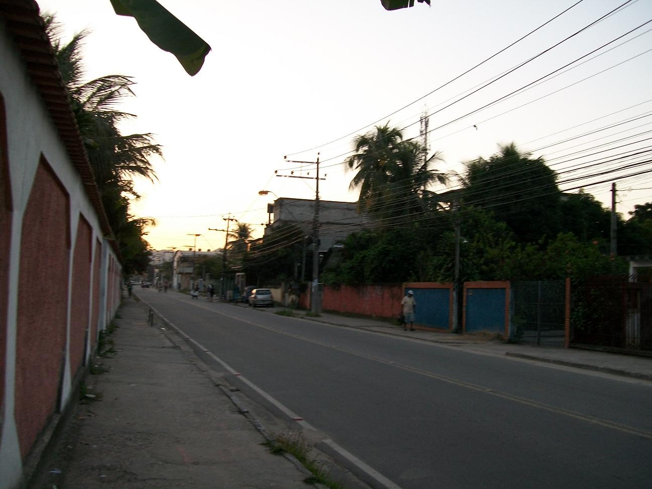 Imagem de referência de cerâmica, descrito nos dados abertos como sólido inorgânico, não-metálico solidificado pela ação do calor