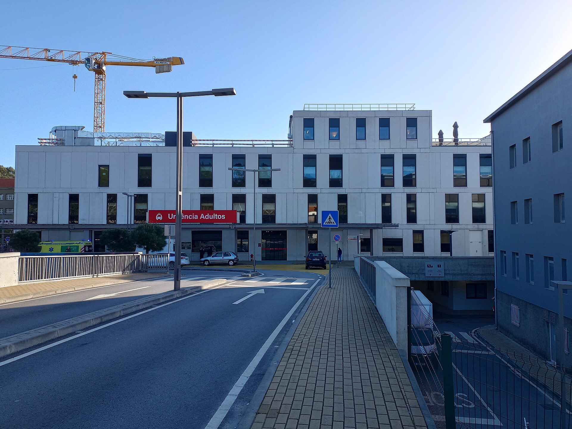 Imagem de referência relacionada a Hospital Eduardo Santos Silva, item descrito como hospital público em Vila Nova de Gaia, Portugal
