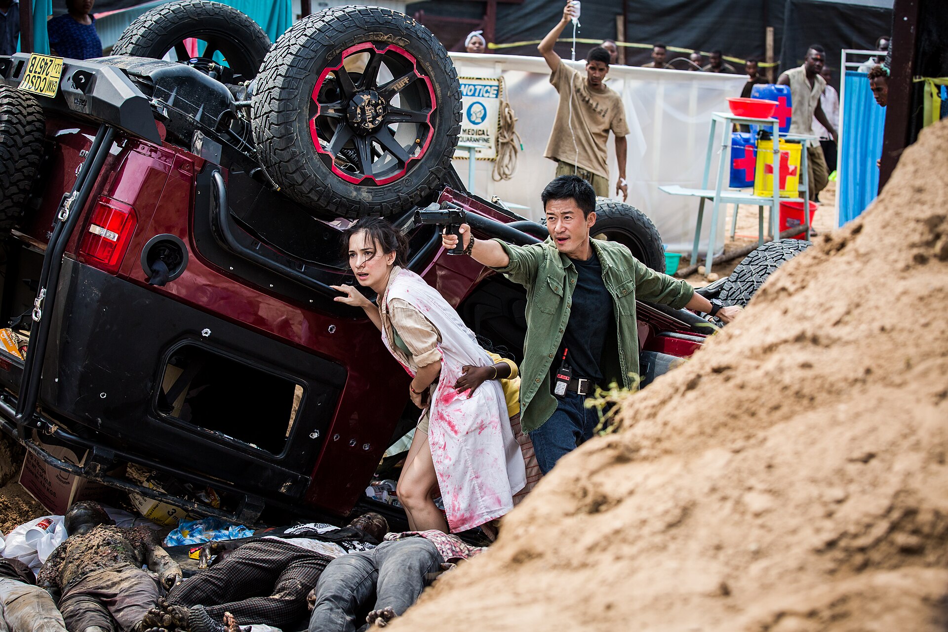 Imagem de referência de Wolf Warriors 2, descrito nos dados abertos como filme de 2017 dirigido por Wu Jing