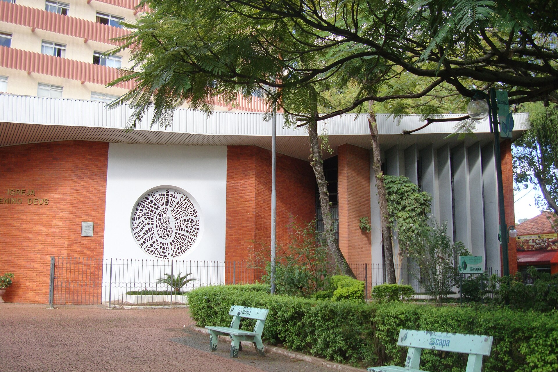 Imagem de referência de Igreja Menino Deus (Porto Alegre), descrito nos dados abertos como igreja em Porto Alegre, Brasil