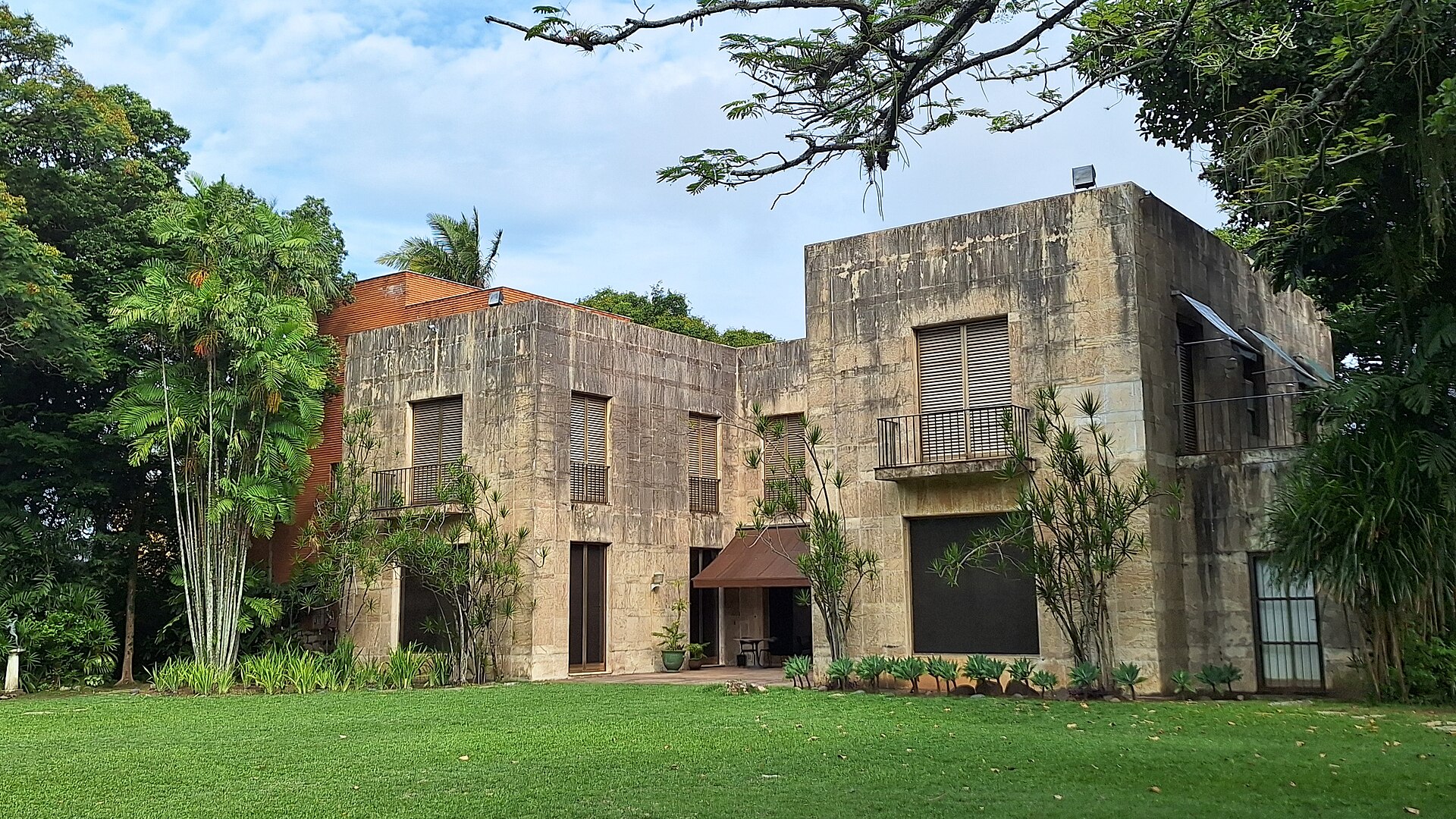 Imagem de referência de Museu da Chácara do Céu, descrito nos dados abertos como museu do Rio de Janeiro