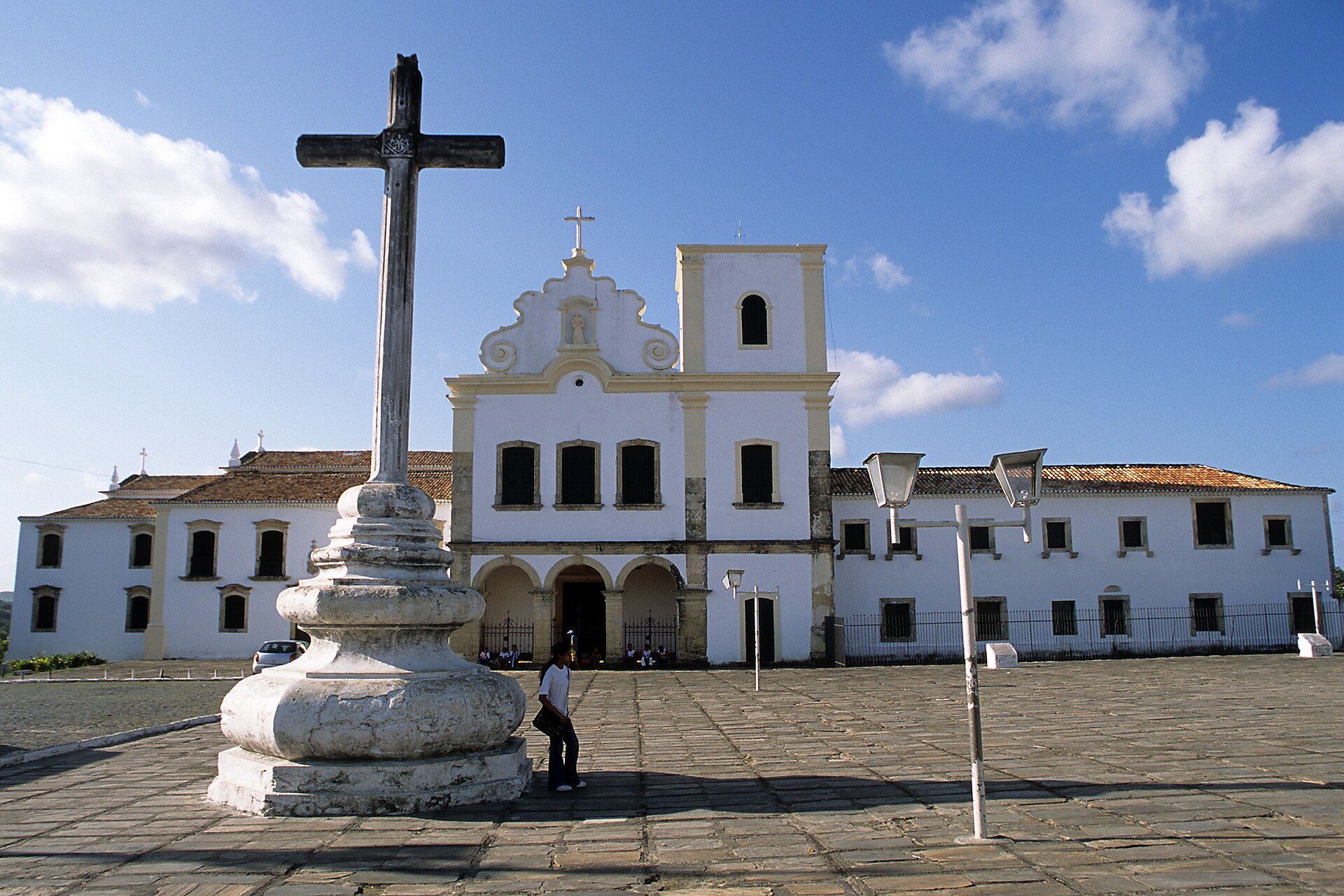 Imagem de referência de Igreja e Convento de Santa Cruz, descrito nos dados abertos como são Cristóvão, Sergipe