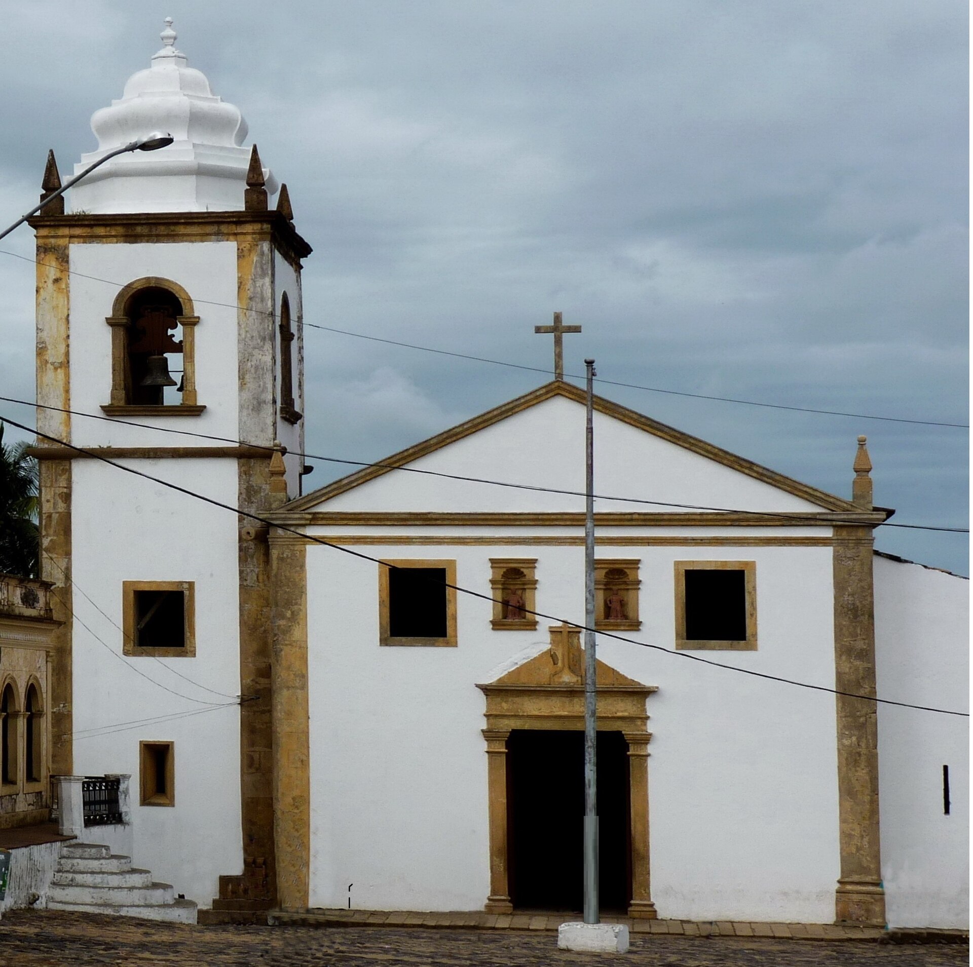 Imagem de referência de Igreja Matriz de São Cosme e São Damião, descrito nos dados abertos como igreja em Igarassu, Brasil