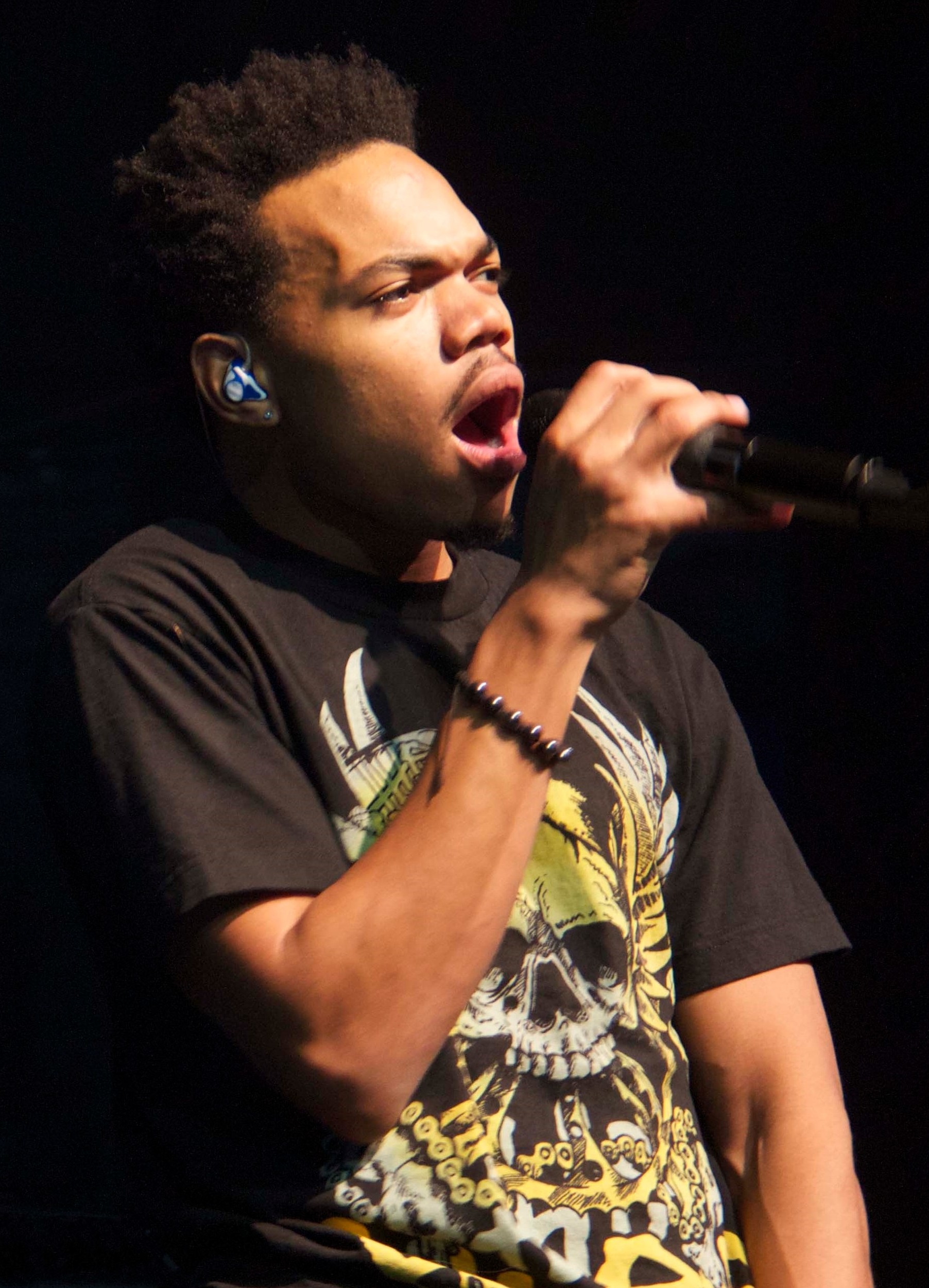 Imagem de referência de Chance, descrito nos dados abertos como rapper americano