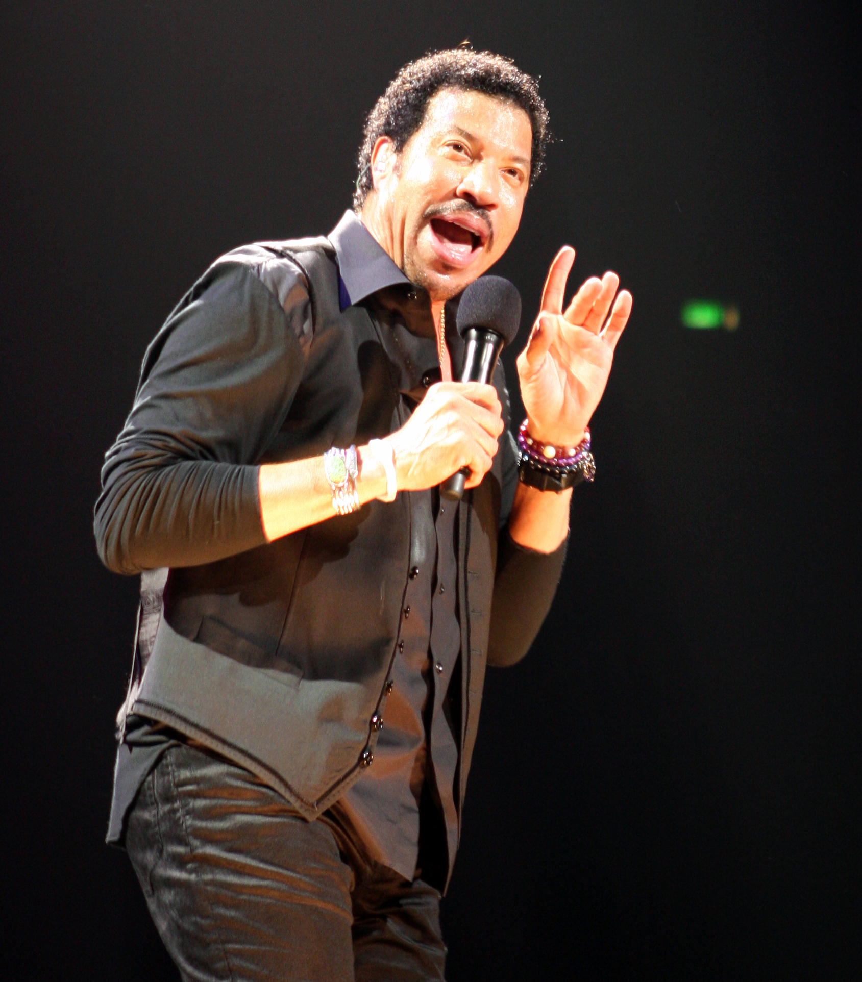 Imagem de referência relacionada a Lionel Richie, item descrito como registro de referência sobre Lionel Richie, organizado a partir de dados estruturados abertos