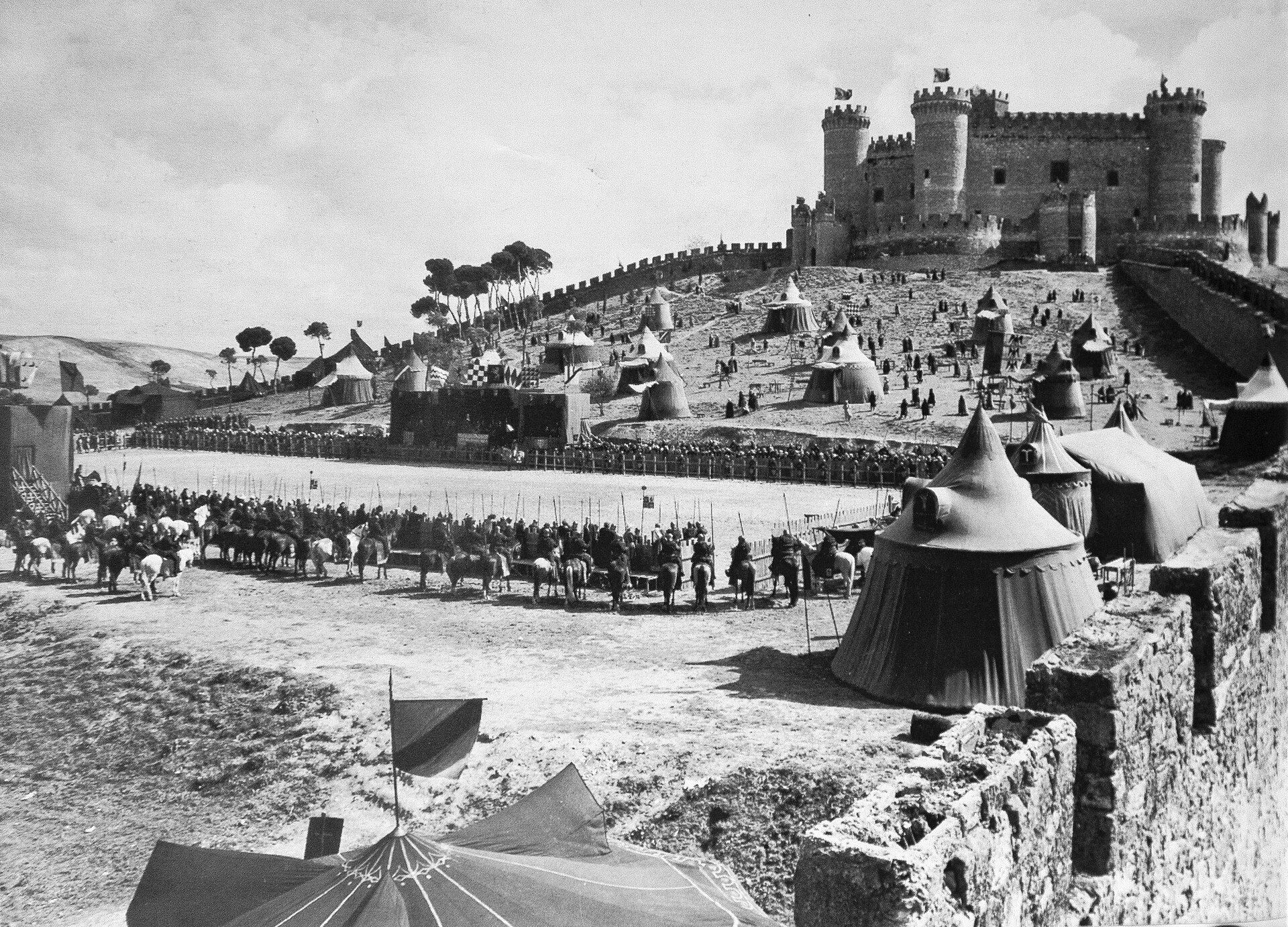 Imagem de referência relacionada a El Cid, item descrito como filme de 1961 dirigido por Anthony Mann