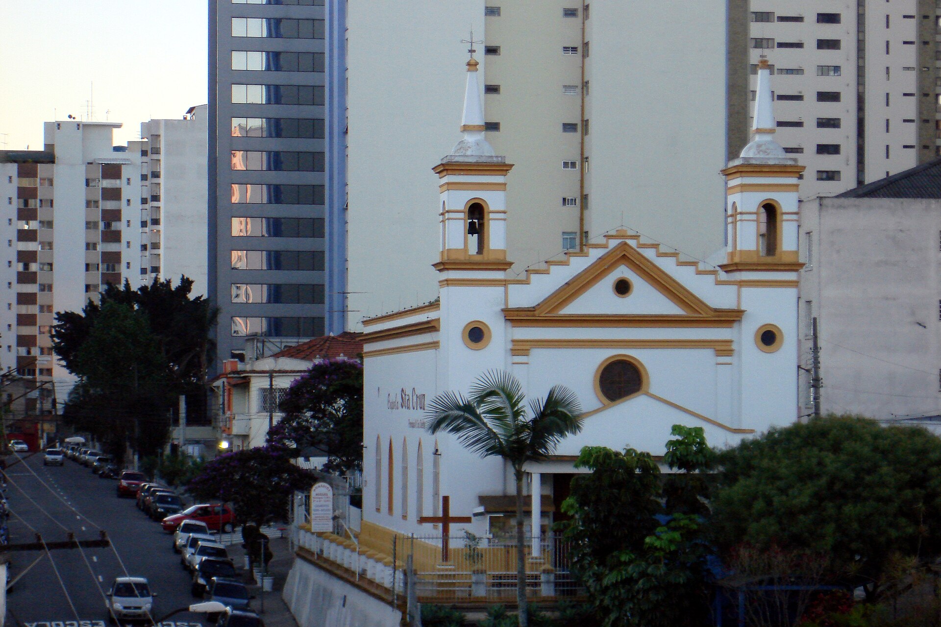 Imagem de referência de Capela de Santa Cruz, descrito nos dados abertos como igreja em São Paulo, Brasil