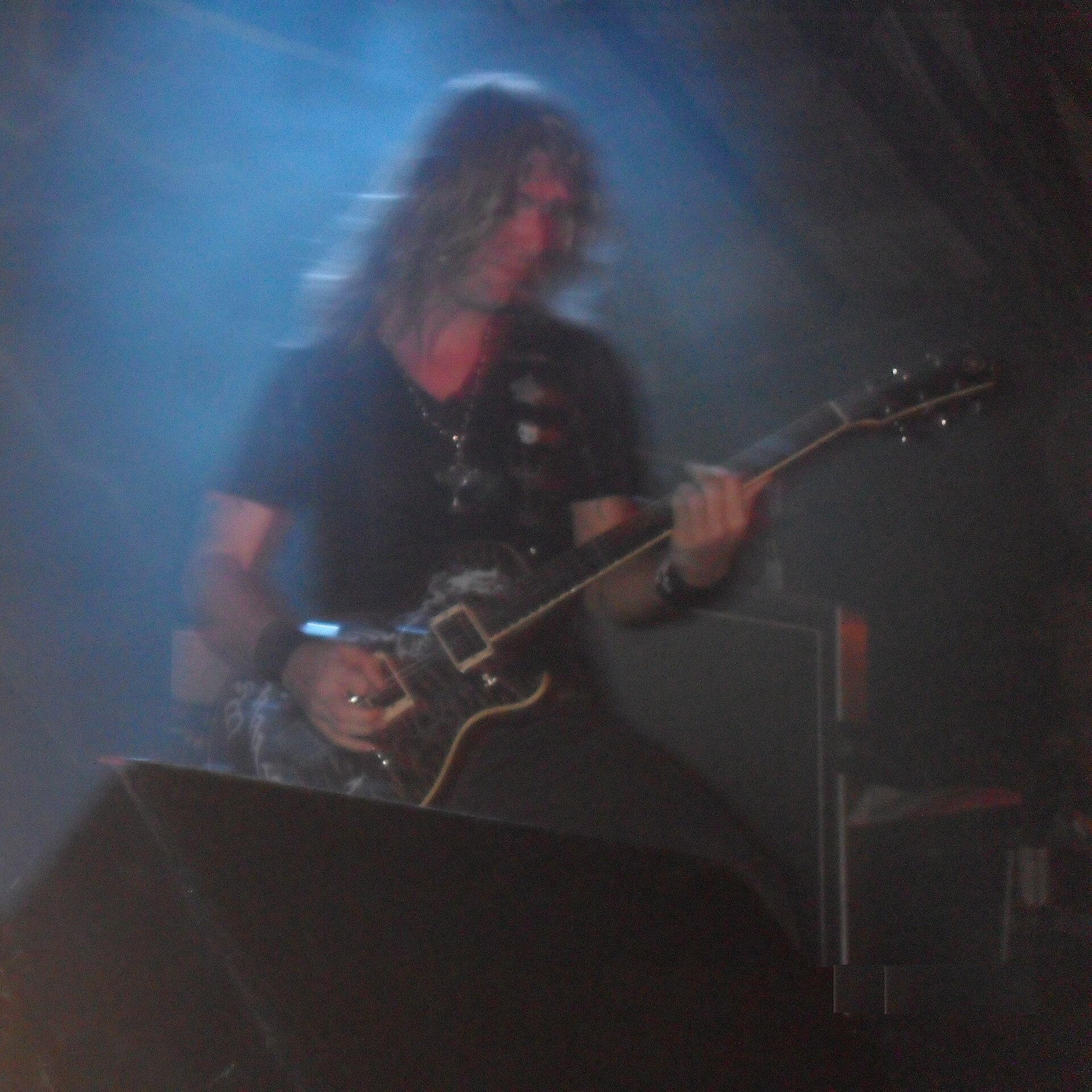 Imagem de referência de Almah, descrito nos dados abertos como banda brasileira de heavy metal