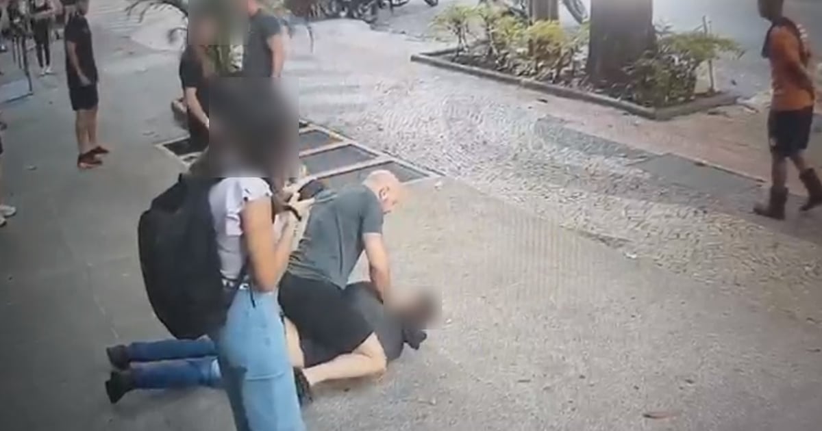 Homem toma celular da ex para verificar conversas e é contido por delegado à paisana em BH