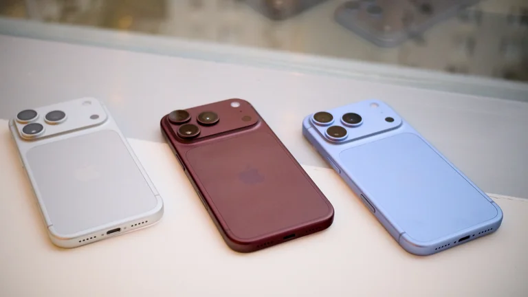 iPhone 20 Pro pode ter a tela mais ousada da Apple, segundo vazamento
