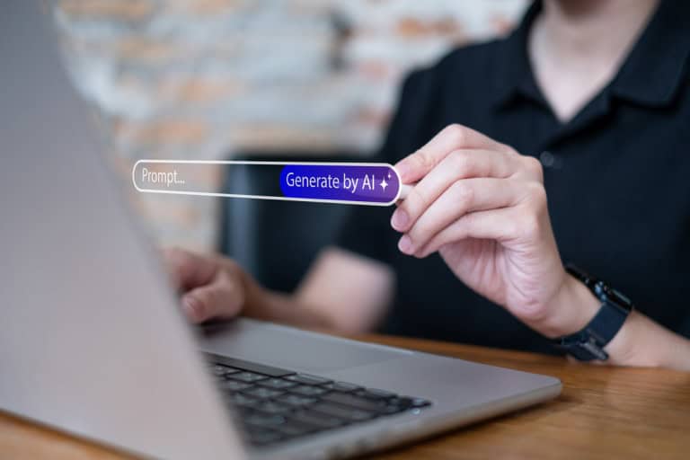 Europa detalha regras para redes sociais e IA de crianças e prevê multa de até 6% da receita