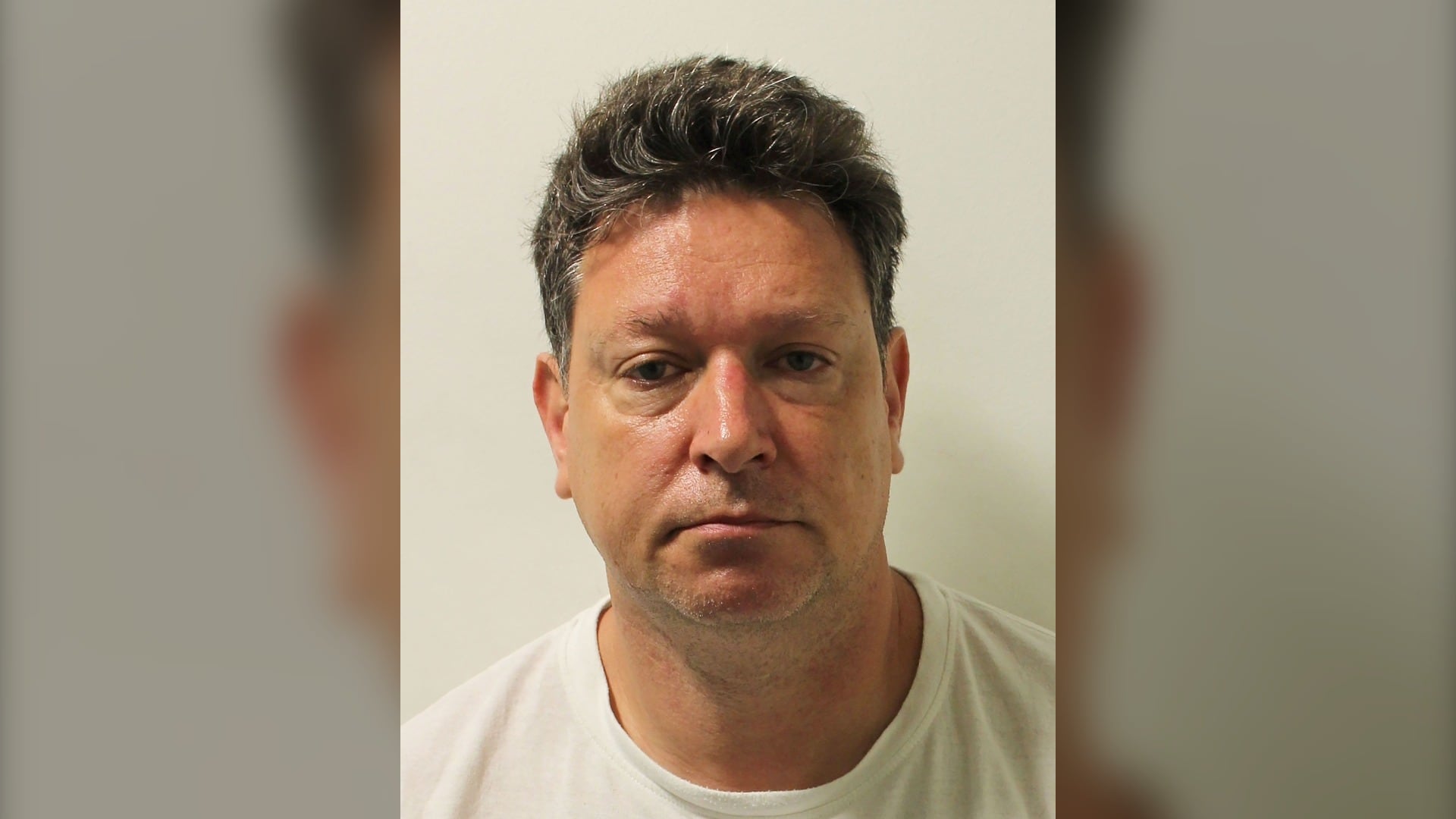 Homem do Reino Unido se declara culpado por usar fórum online para incentivar estupro de mulheres inconscientes
