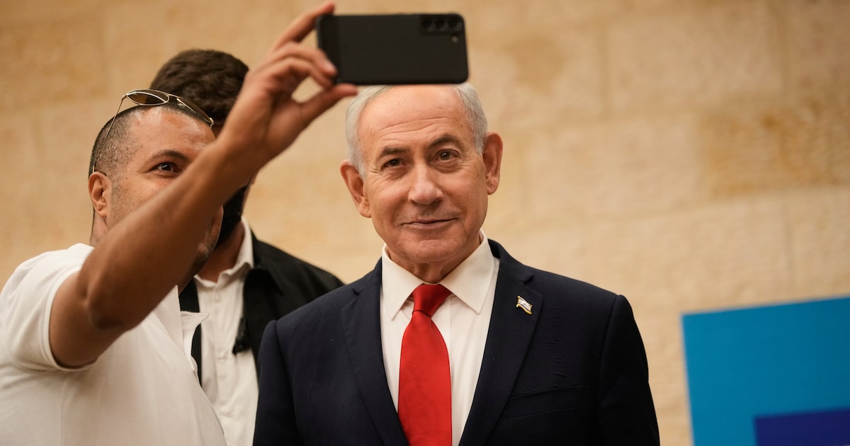 Netanyahu enfrenta críticas após relato de que ignorou alerta sobre ataque de 7 de outubro de 2023