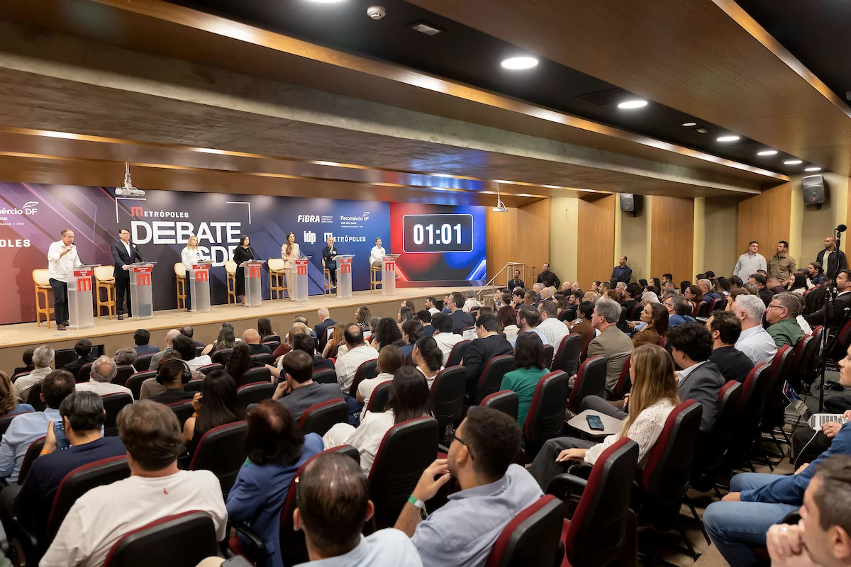 Imagem da matéria: Debate Metrópoles reúne autoridades e apoiadores na corrida pelo Buriti