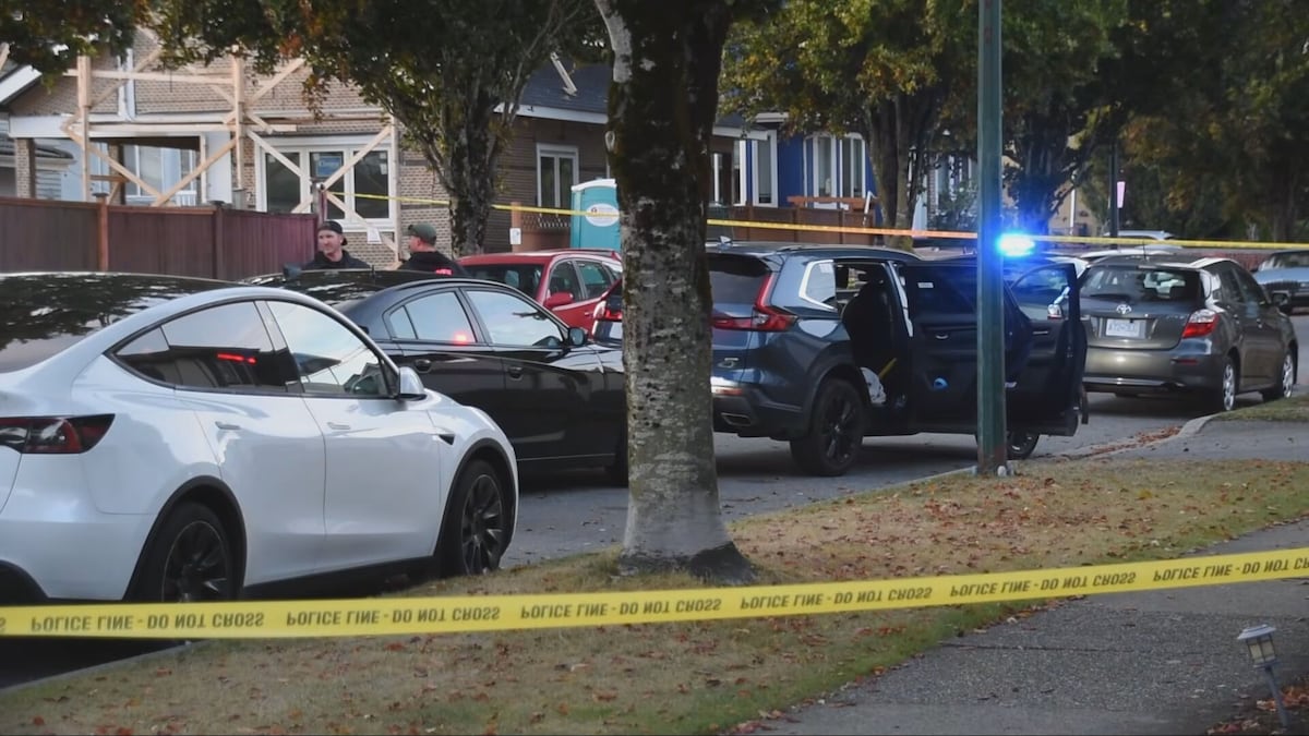Police seeking suspect after targeted shooting at Spanish Banks