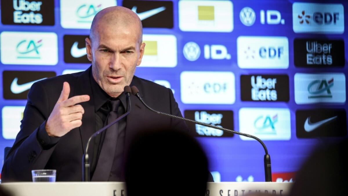 O chefe da França, Zidane, confirma Mbappé como capitão após anunciar a primeira convocação