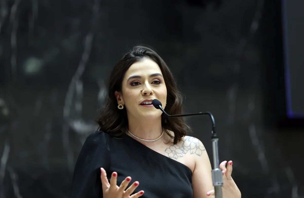 Deputada federal eleita Lohanna França