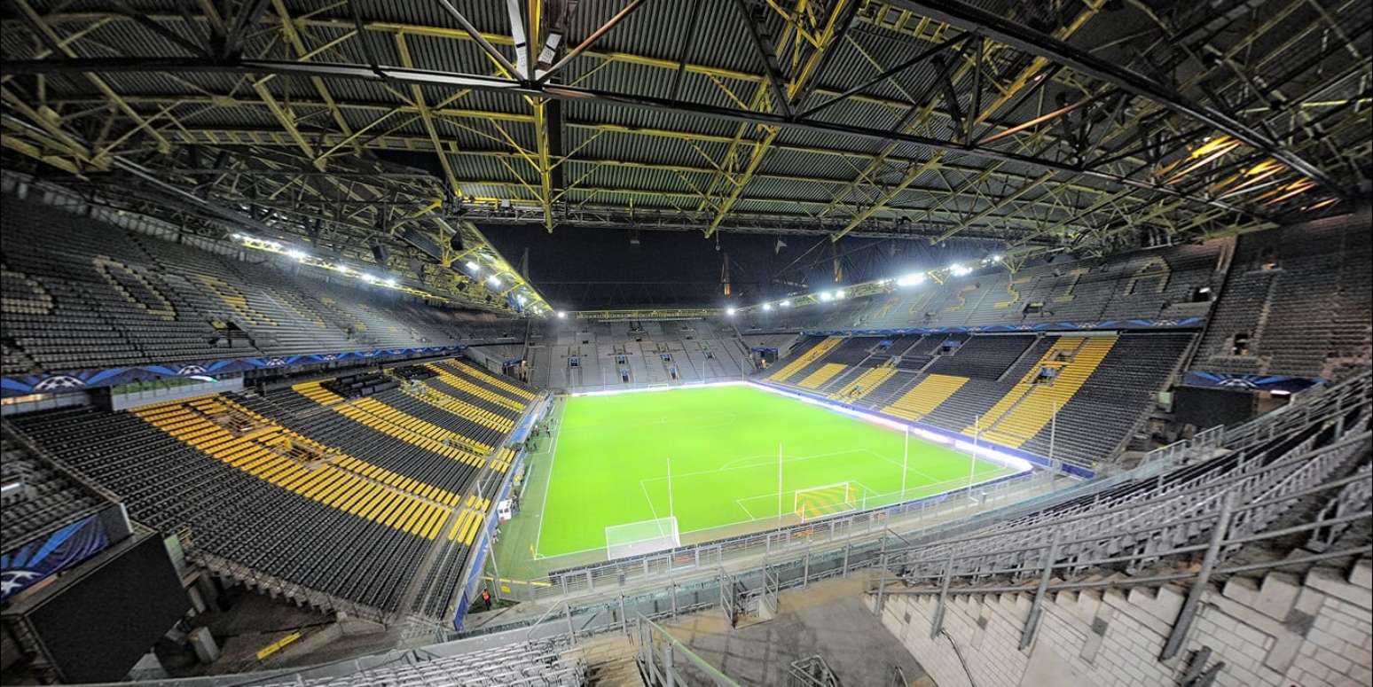 Signal Iduna Park &eacute; o palco do Borussia Dortmund, atual segundo colocado da Bundesliga &ndash;