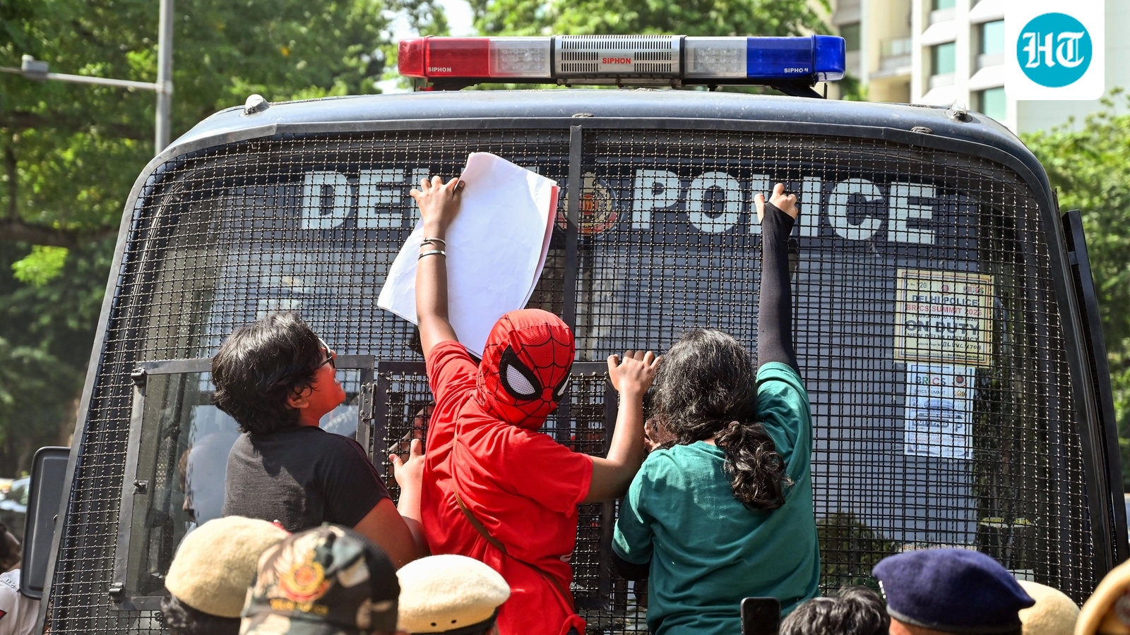 Resumo da Manhã do HT de 3 de outubro: A agitação contra o CEC é frustrada em Nova Deli; a Índia brilha com seis medalhas de ouro nos Jogos Asiáticos