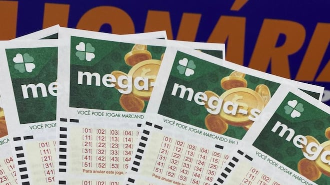 Mega-Sena acumula, e prêmio vai a R$ 305 milhões, segundo maior da história; veja os números