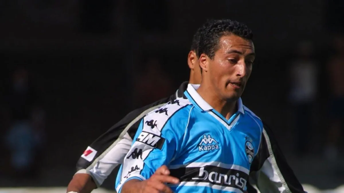 Morre Émerson Leal, ex-volante do Grêmio, aos 46 anos