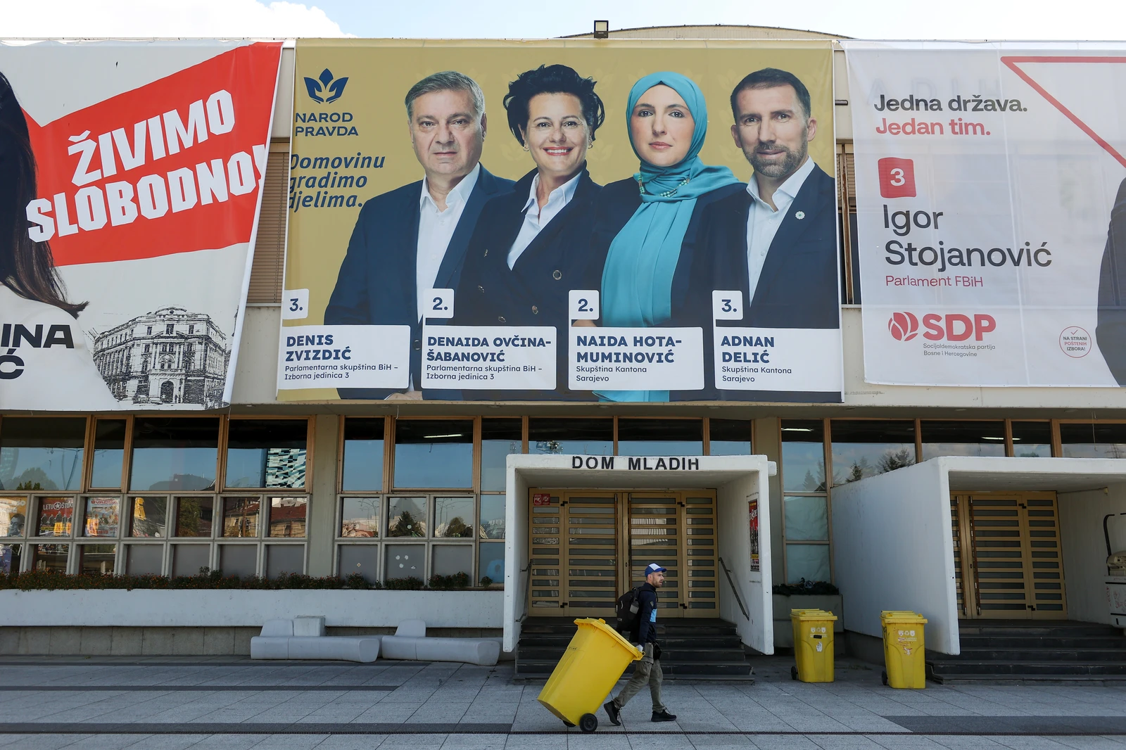 A chanceler alemã Merz chega a Kiev para finalizar acordo de drones e liberar ajuda