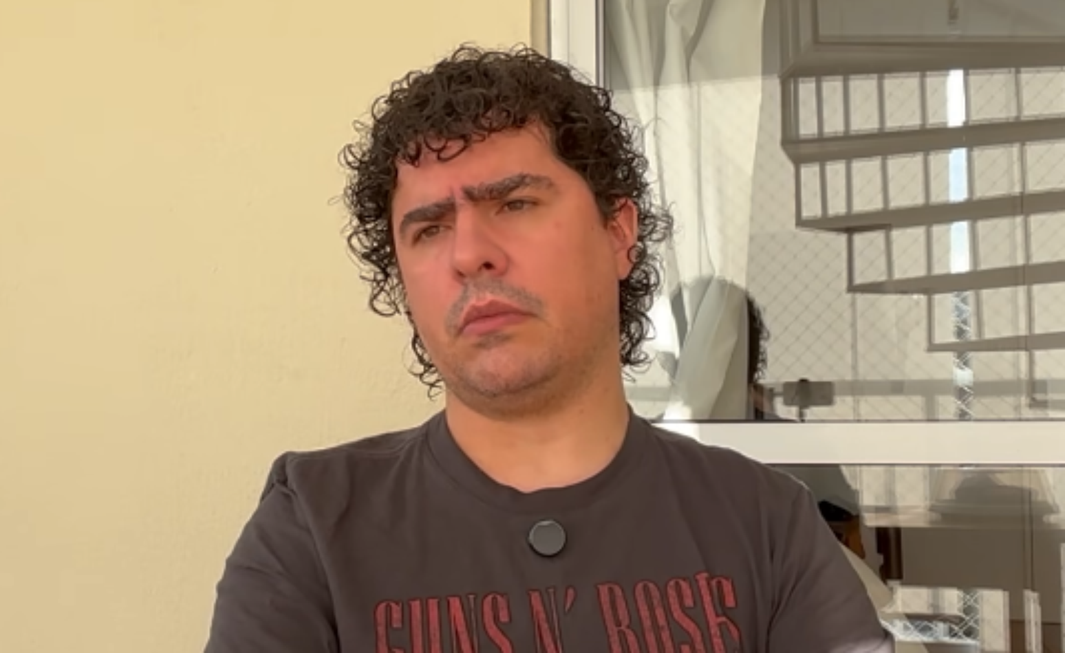 Youtuber Pirula sofreu um AVC em maio do ano passado e lida com as sequelas