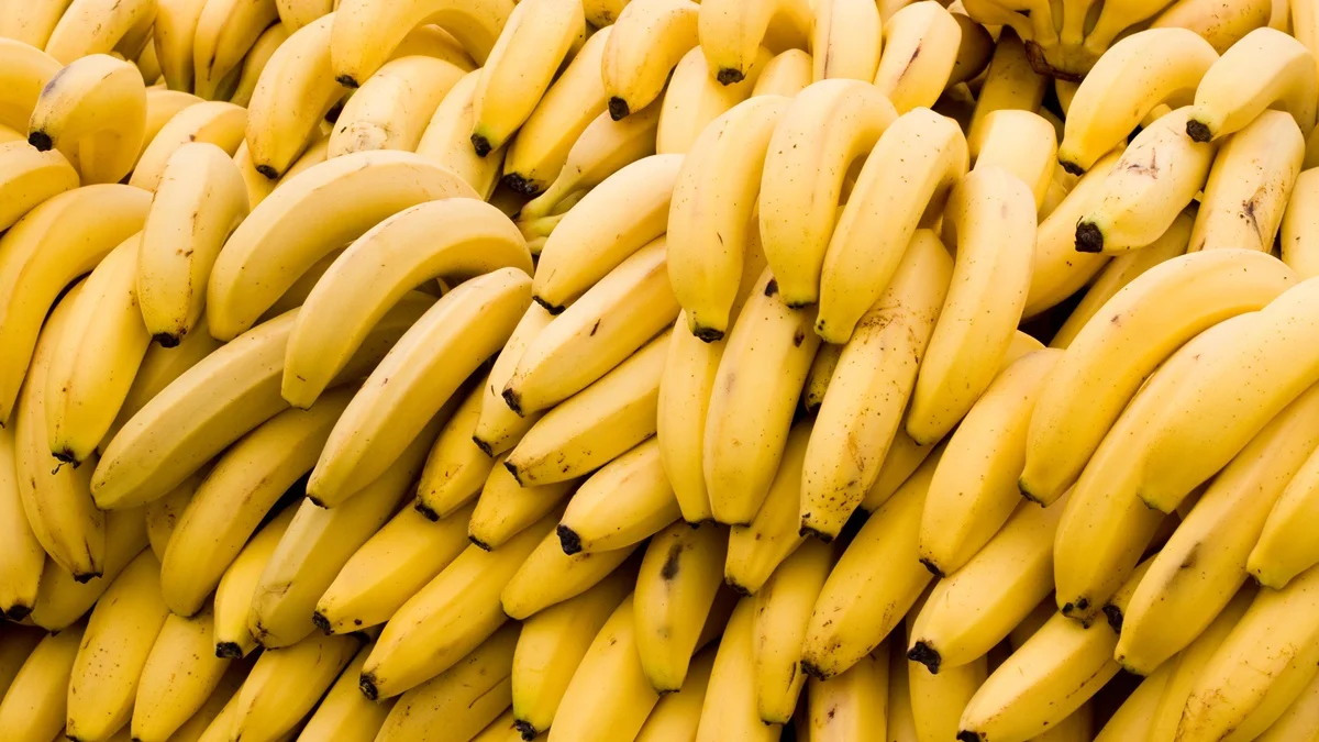 Nutricionista revela 5 truques para evitar que as bananas escureçam