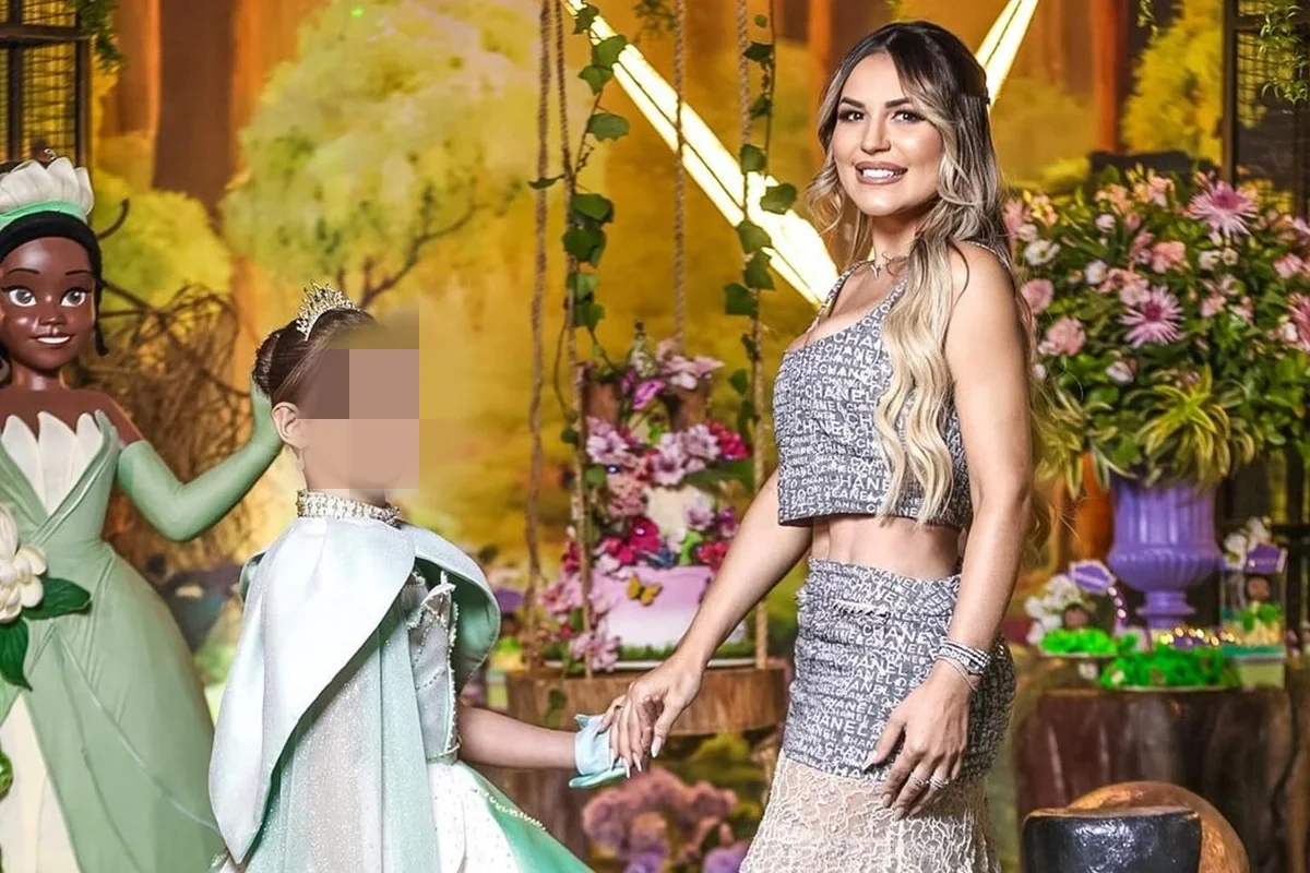 Deolane Bezerra e a filha, Valentina Bezerra