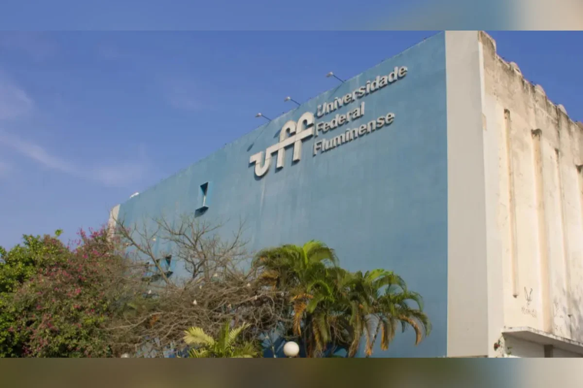 UFF aciona PF após ameaças a alunos que fizeram ato pró-Lula