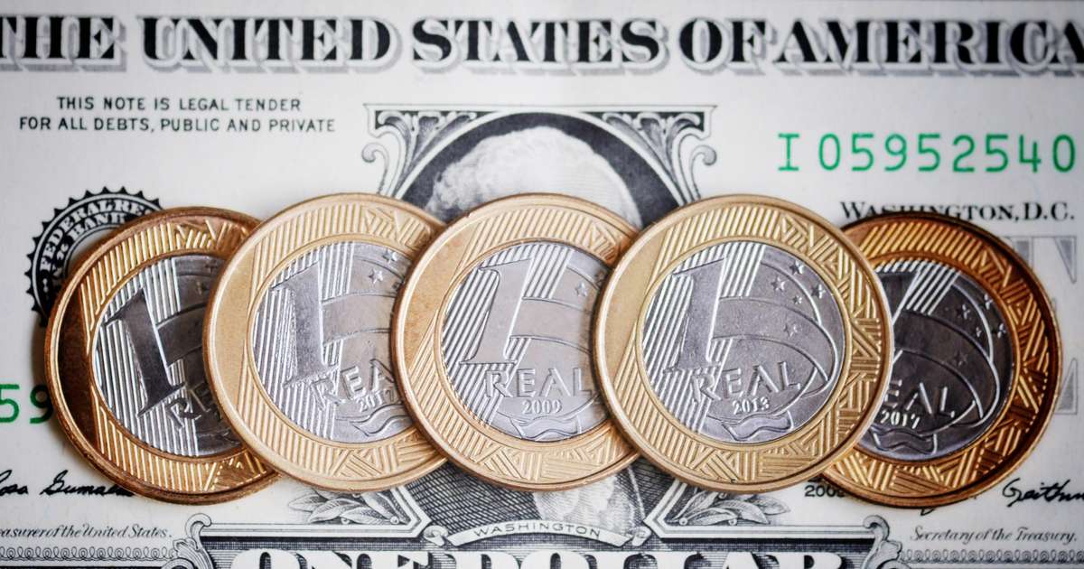 Ibovespa cai mais de 15% após 'circuit breaker', dólar dispara e Tesouro cancela leilões