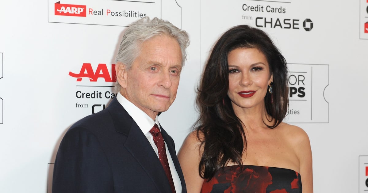 Michael Douglas conta como salvou casamento com Catherine Zeta‑Jones após separação em 2013