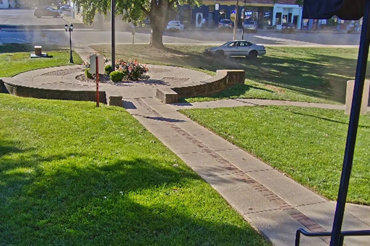 Sob efeito de álcool, idosa é presa após fazer manobras radicais com carro